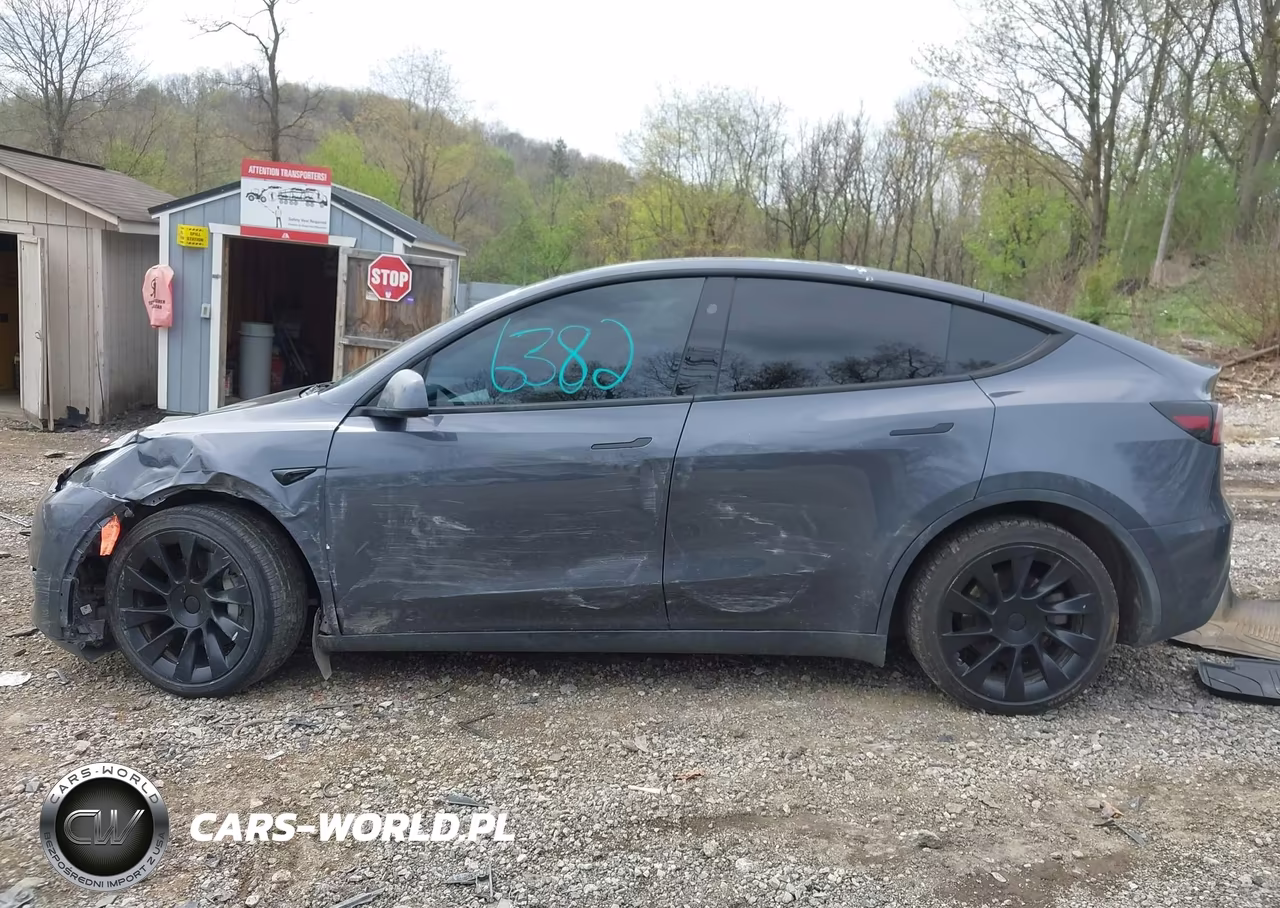 2023 Tesla Model Y Awd-Long Range Dual Motor All-Wheel Drive VIN:7SAYGAEE9PF964944 - 14