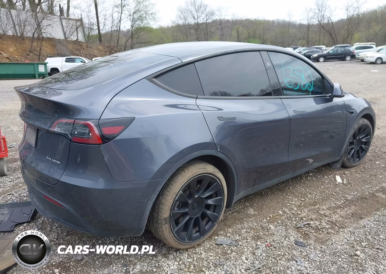 2023 Tesla Model Y Awd-Long Range Dual Motor All-Wheel Drive VIN:7SAYGAEE9PF964944 - 4
