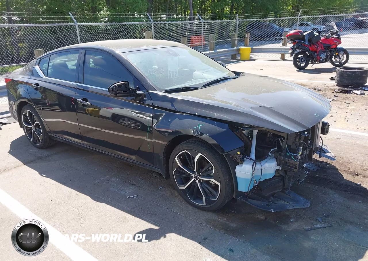 2024 Nissan Altima Sr Fwd – zdjęcie 1 z 17