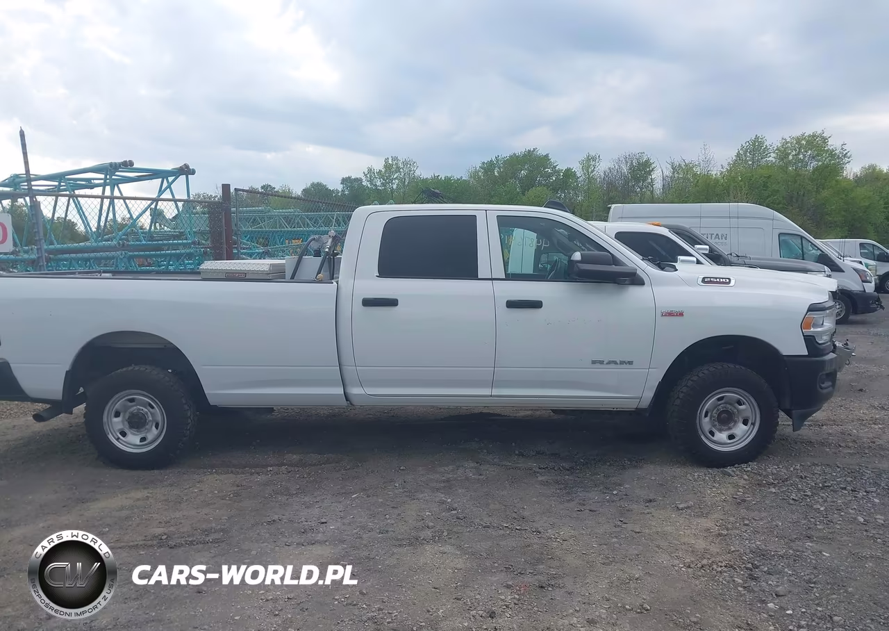 2019 Ram 2500 Tradesman 4X4 8' Box VIN:3C6UR5HJXKG574032 - 14