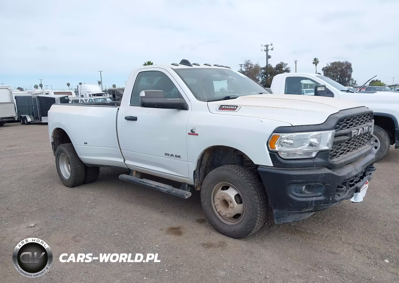 2022 Ram 3500 Tradesman 4X4 8' Box