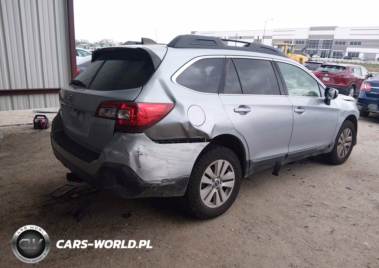 2018 Subaru Outback 2.5I Premium VIN:4S4BSADC3J3306859 - 6