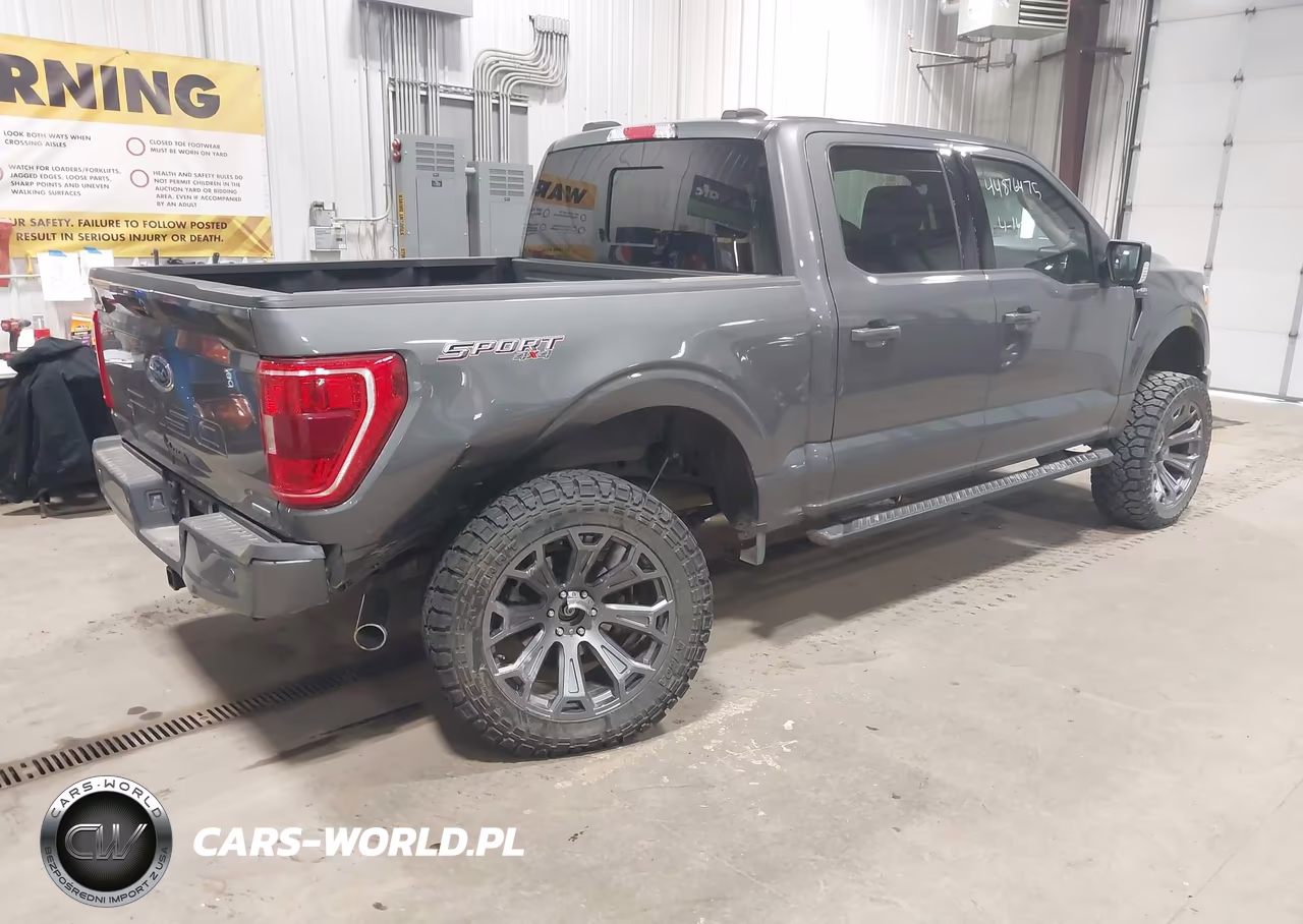 2023 Ford F-150 Xlt VIN:1FTFW1E81PKE39672 - 4