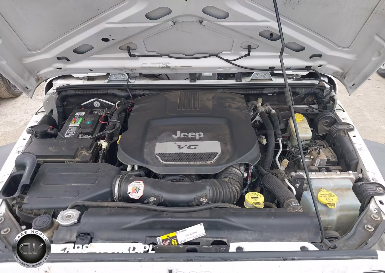 2015 Jeep Wrangler Sport VIN:1C4GJWAG2FL661336 - 10
