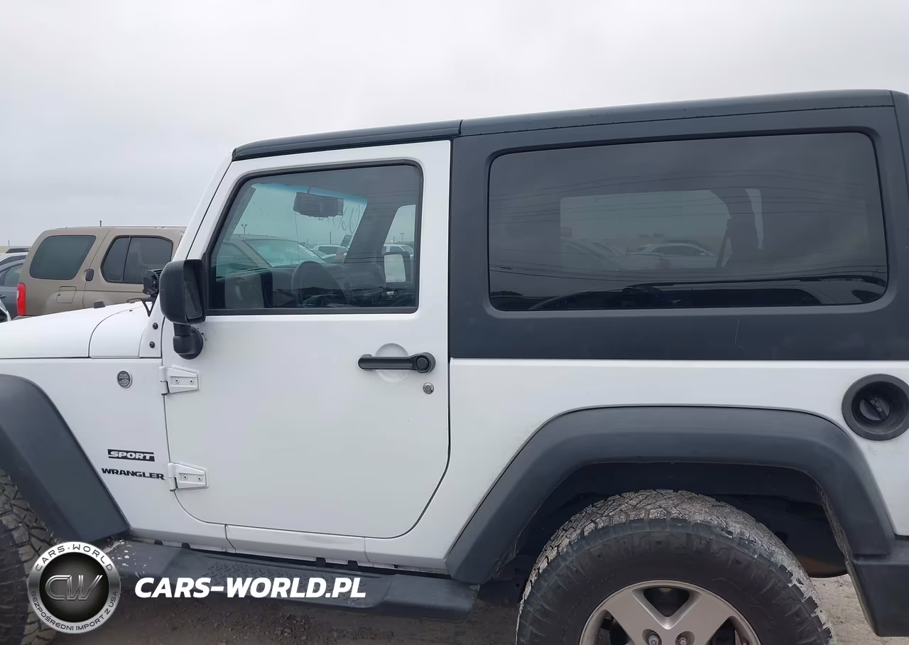 2015 Jeep Wrangler Sport VIN:1C4GJWAG2FL661336 - 14