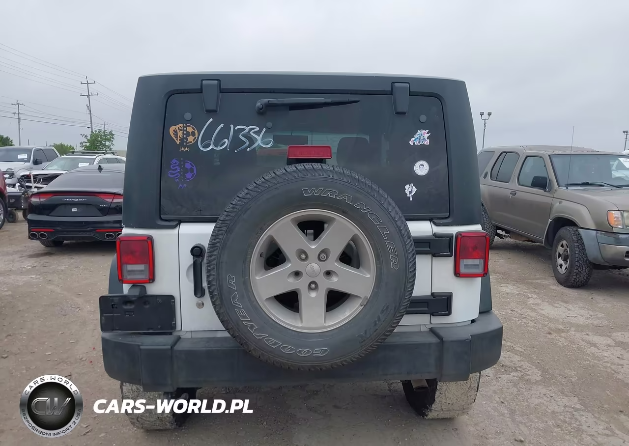 2015 Jeep Wrangler Sport VIN:1C4GJWAG2FL661336 - 16