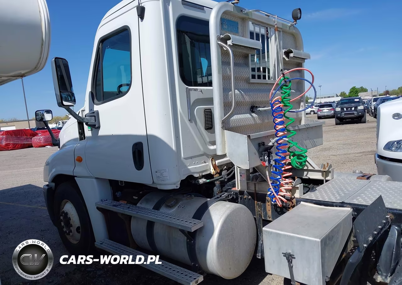 2014 Freightliner Cascadia 125 VIN:3AKJGEDV0ESFR1021 - 14