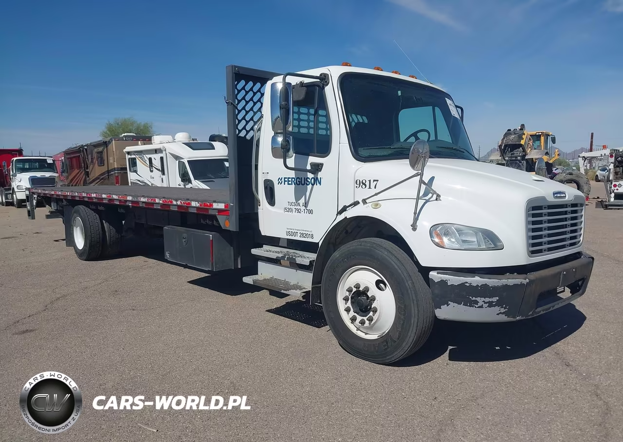 2017 Freightliner M2 106