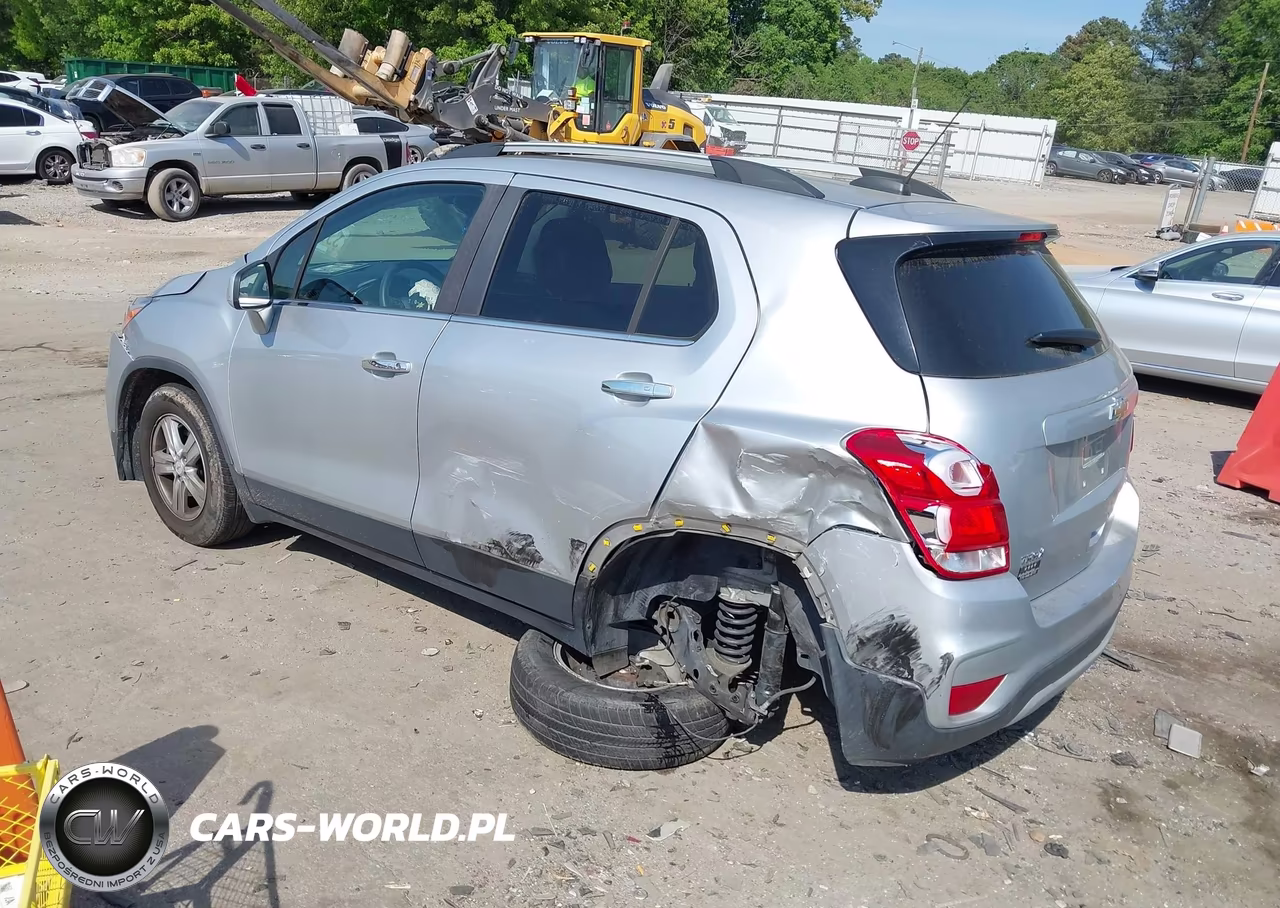 2018 Chevrolet Trax Lt VIN:KL7CJLSB8JB599615 - 3