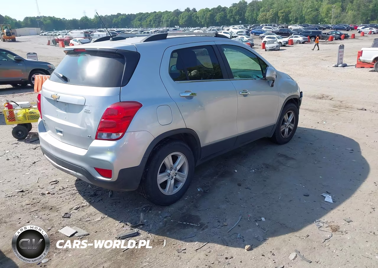 2018 Chevrolet Trax Lt VIN:KL7CJLSB8JB599615 - 4
