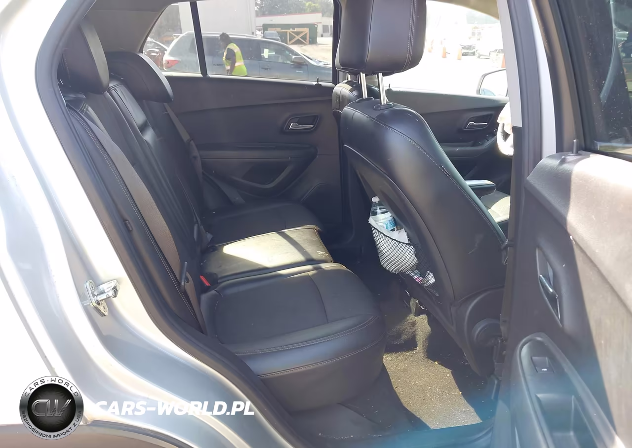 2018 Chevrolet Trax Lt VIN:KL7CJLSB8JB599615 - 8