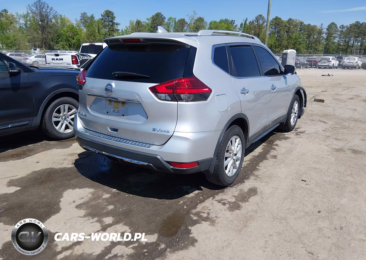 2017 Nissan Rogue Sv VIN:JN8AT2MV5HW016074 - 4