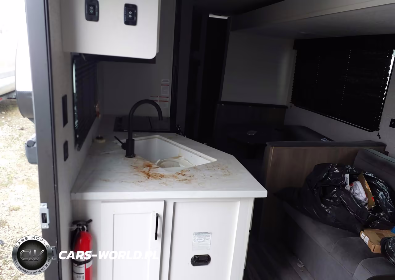 2025 Jayco Jayfl184Bh VIN:1UJBC0BP3S1YW0899 - 5