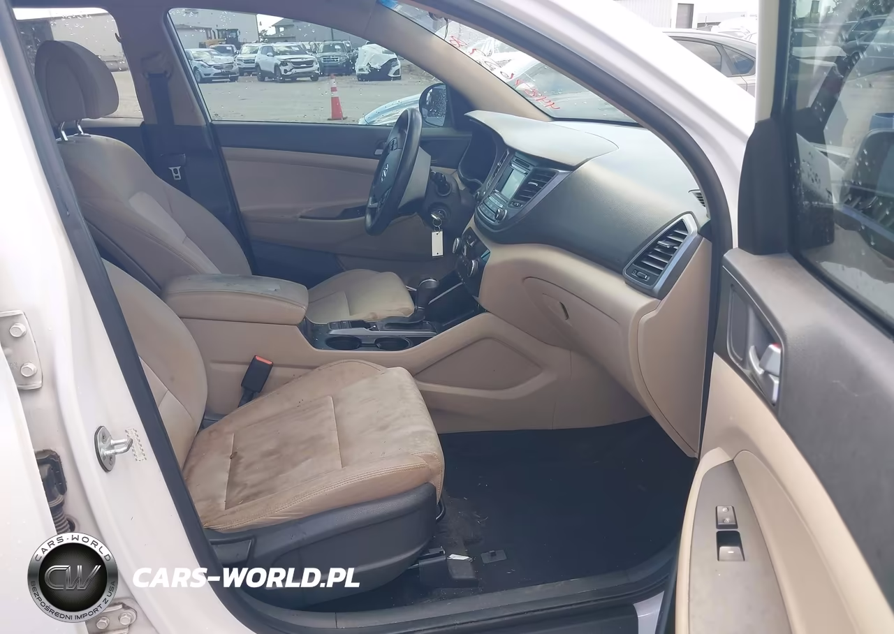 2016 Hyundai Tucson Se VIN:KM8J33A47GU237193 - 5
