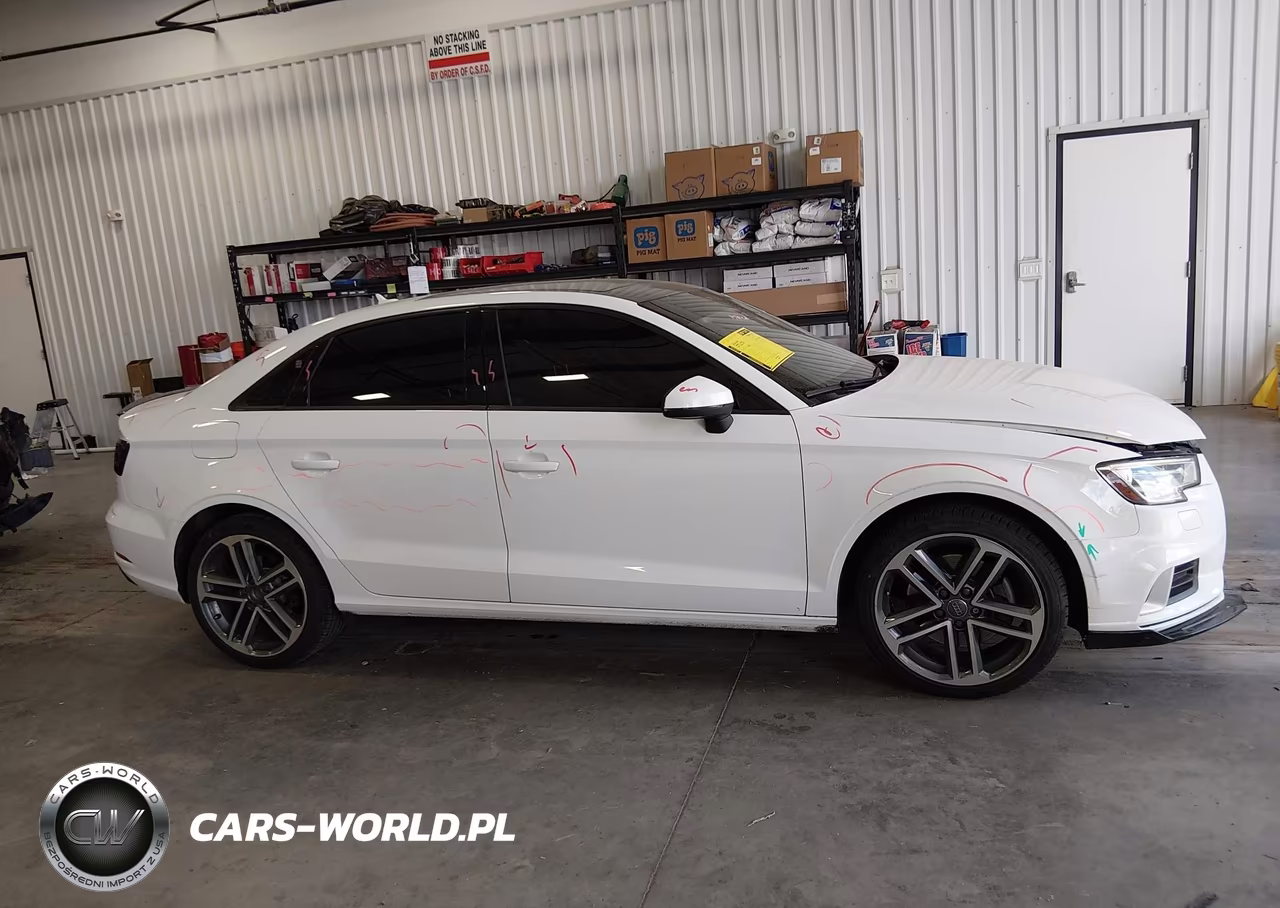 2017 Audi A3 2.0T Premium VIN:WAUAUGFFXH1043048 - 13