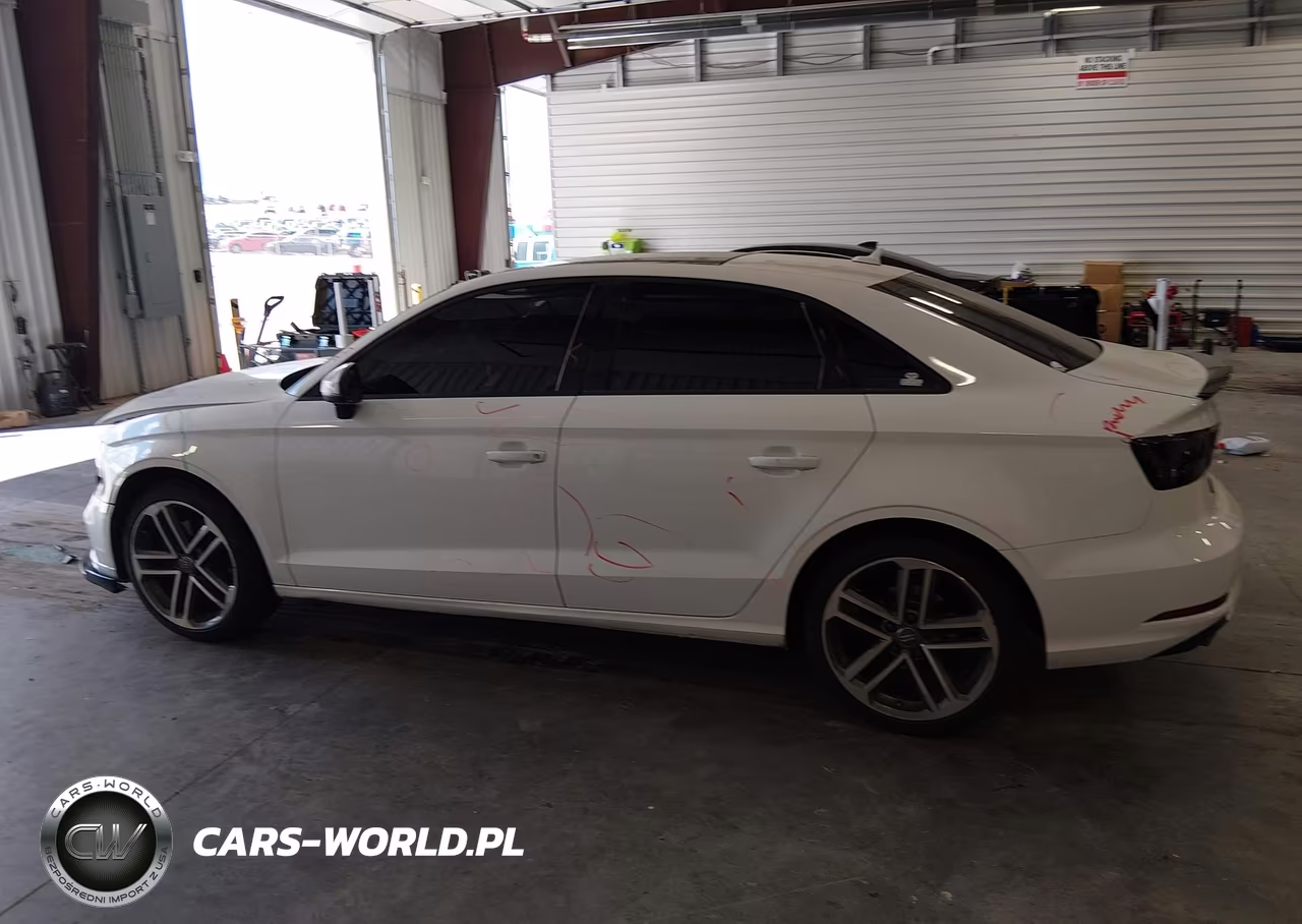 2017 Audi A3 2.0T Premium VIN:WAUAUGFFXH1043048 - 14