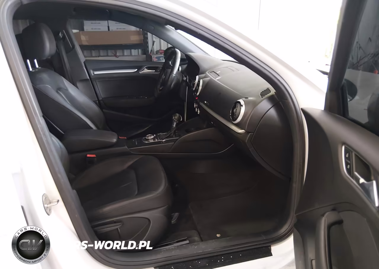 2017 Audi A3 2.0T Premium VIN:WAUAUGFFXH1043048 - 5