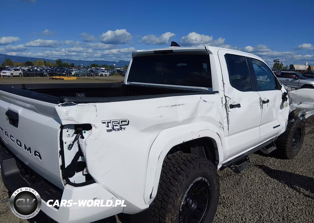 2024 Toyota Tacoma Trd Sport VIN:3TMLB5JN9RM074137 - 15