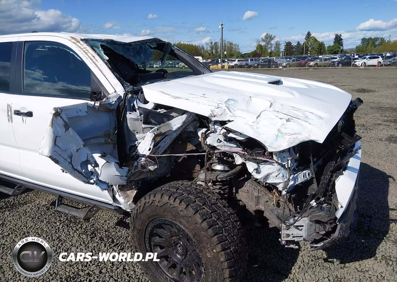 2024 Toyota Tacoma Trd Sport VIN:3TMLB5JN9RM074137 - 6