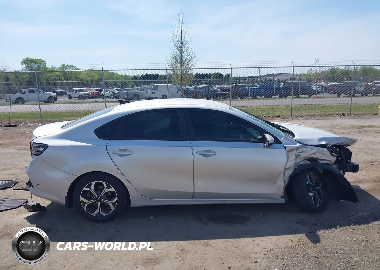 2020 Kia Forte Lxs VIN:3KPF24ADXLE173016 - 14