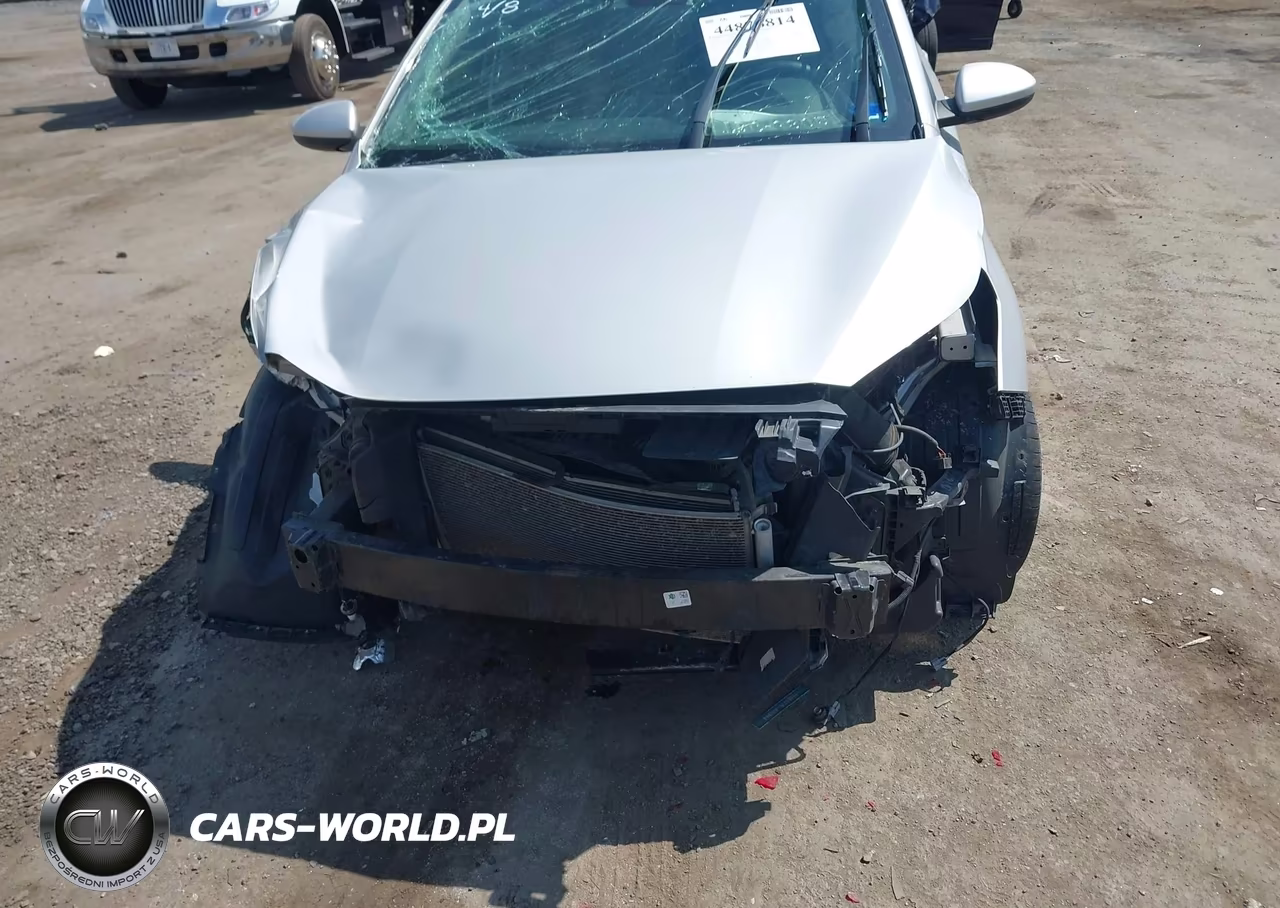 2020 Kia Forte Lxs VIN:3KPF24ADXLE173016 - 6