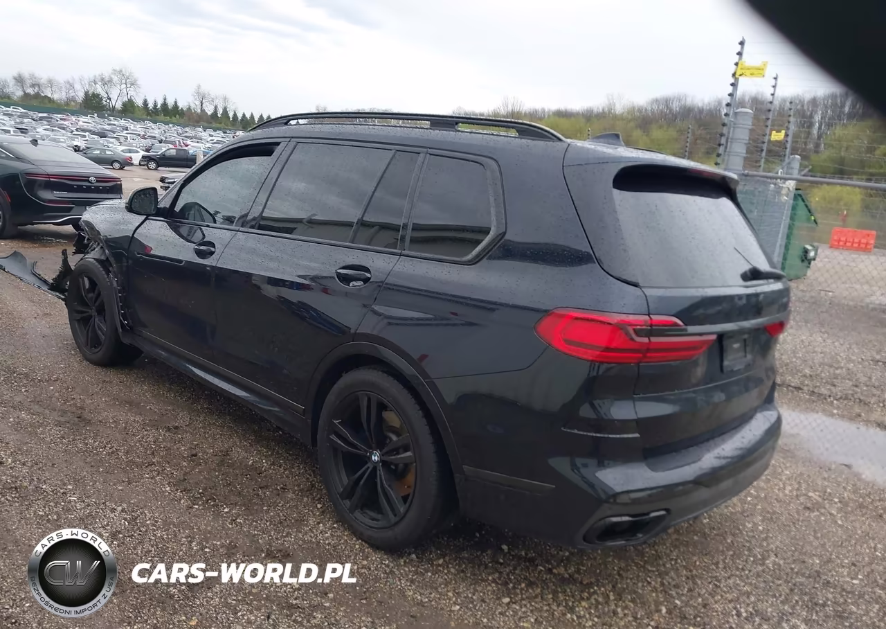 2019 BMW X7 xDrive50I VIN:5UXCX4C57KLS38614 - 3