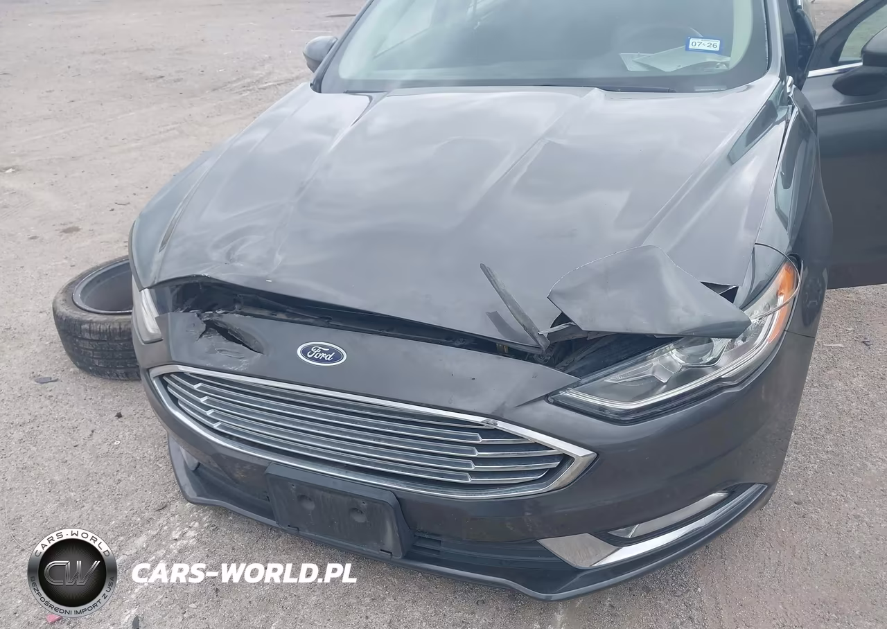 2018 Ford Fusion S VIN:3FA6P0G70JR193606 - 18