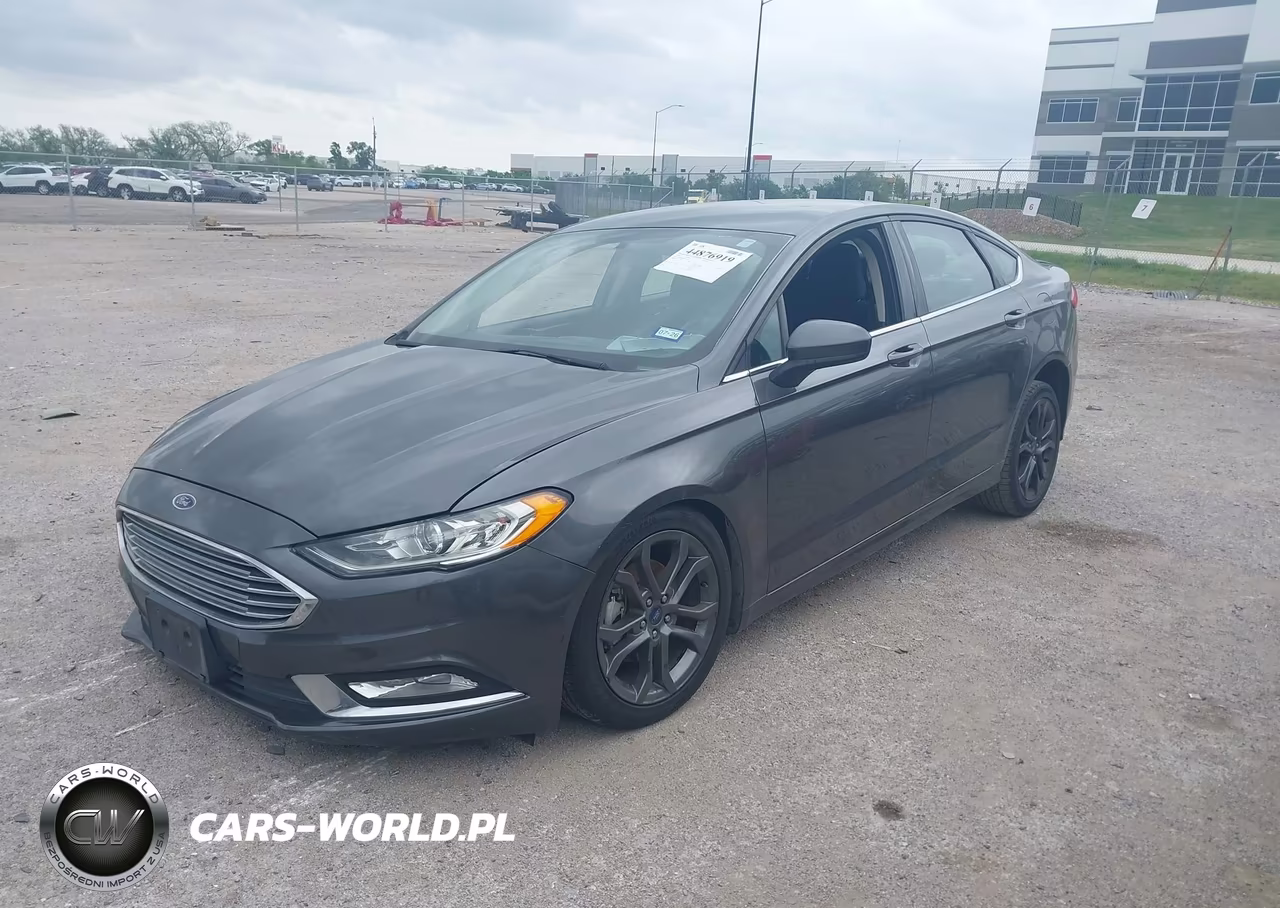 2018 Ford Fusion S VIN:3FA6P0G70JR193606 - 2