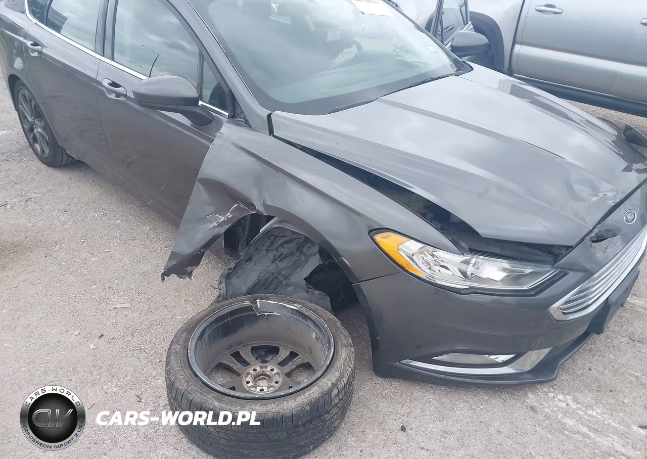 2018 Ford Fusion S VIN:3FA6P0G70JR193606 - 6
