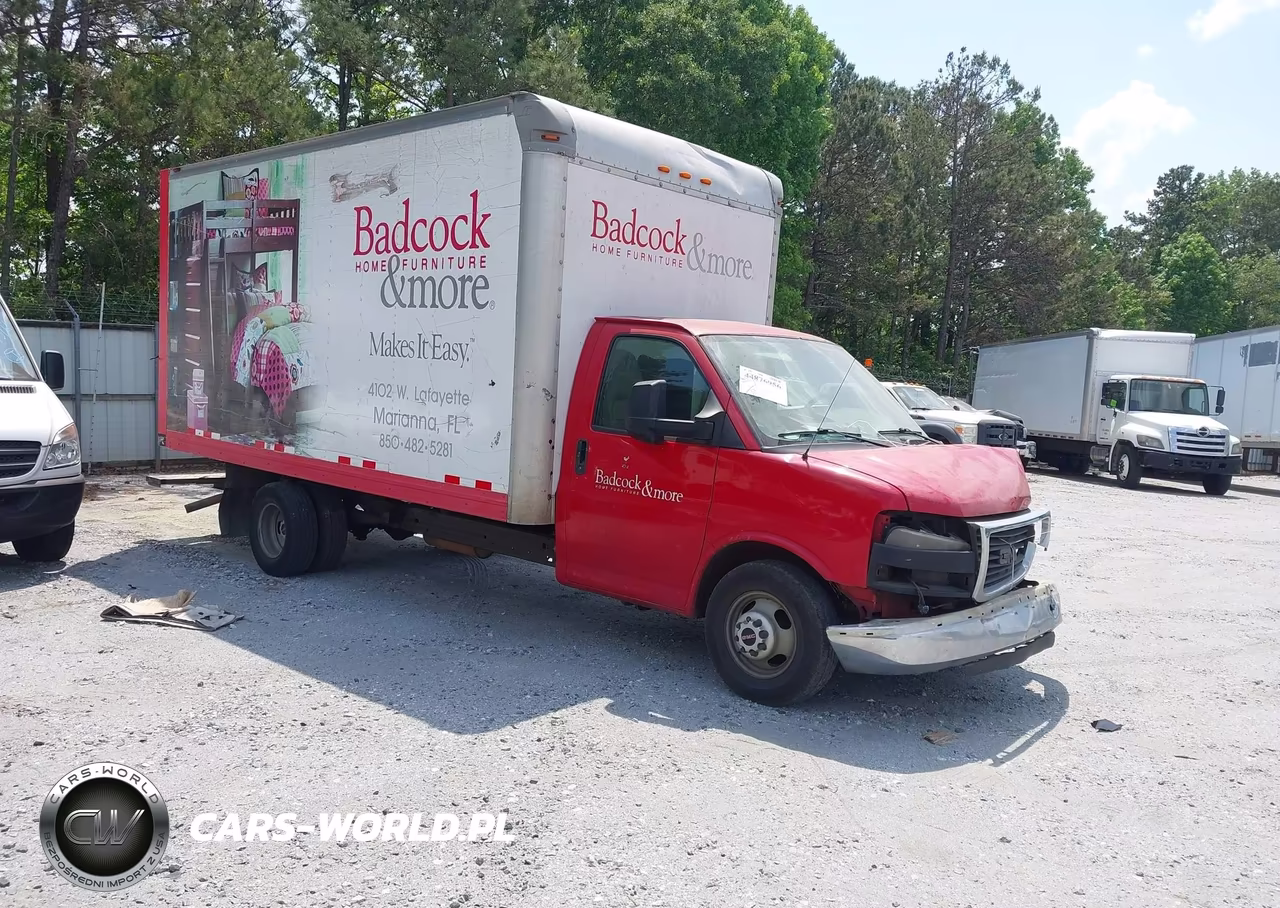 2014 GMC Savana Cutaway 3500