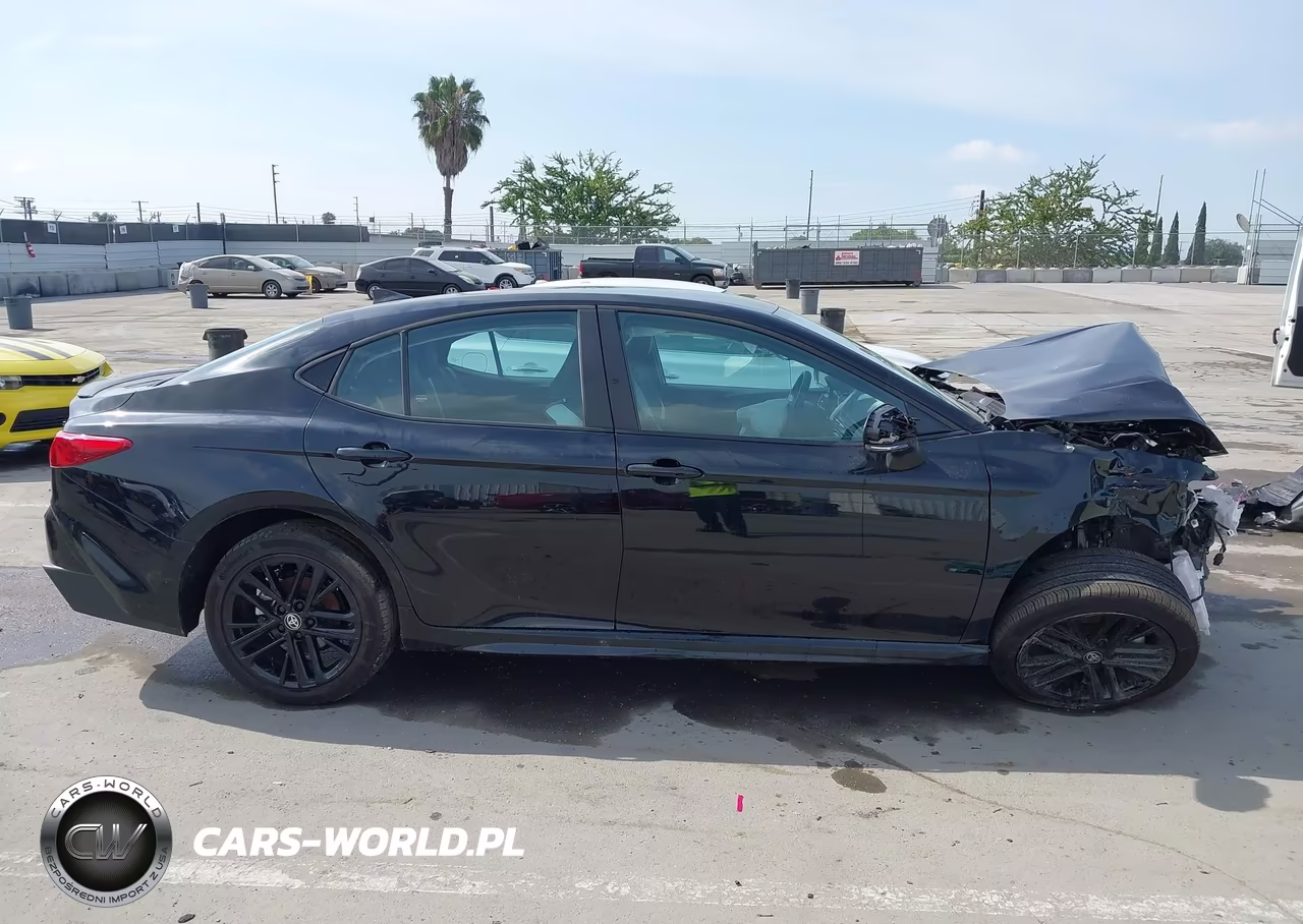 2025 Toyota Camry Se VIN:4T1DAACK5SU533342 - 13