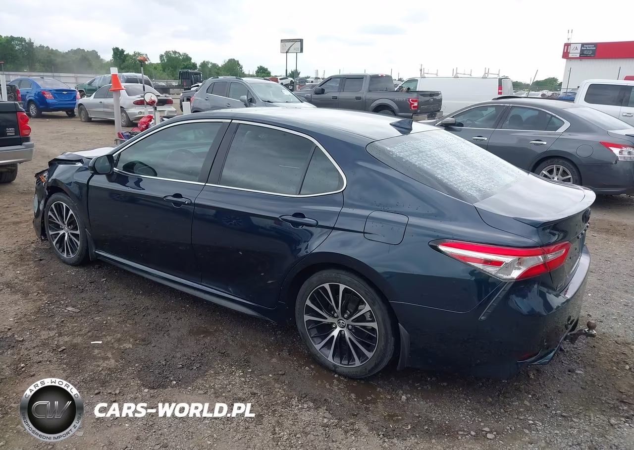 2020 Toyota Camry Se VIN:4T1G11AK8LU906990 - 3