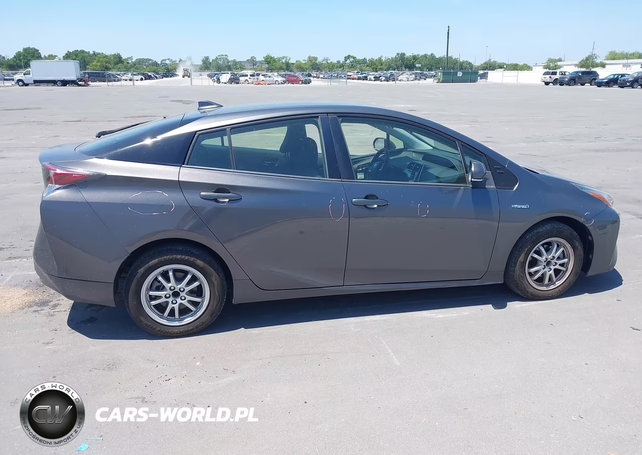 2016 Toyota Prius Two VIN:JTDKBRFU5G3013689 - 14