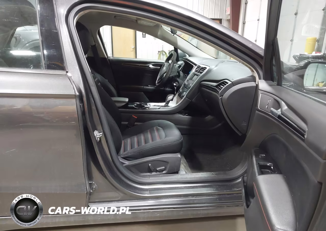 2015 Ford Fusion Se VIN:3FA6P0T90FR249543 - 5
