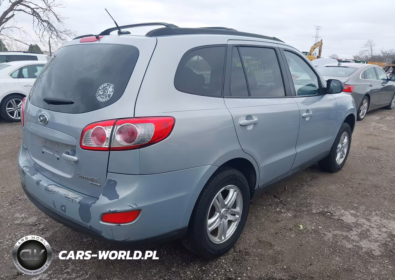 2010 Hyundai Santa Fe Gls VIN:5NMSGDAB4AH367819 - 4