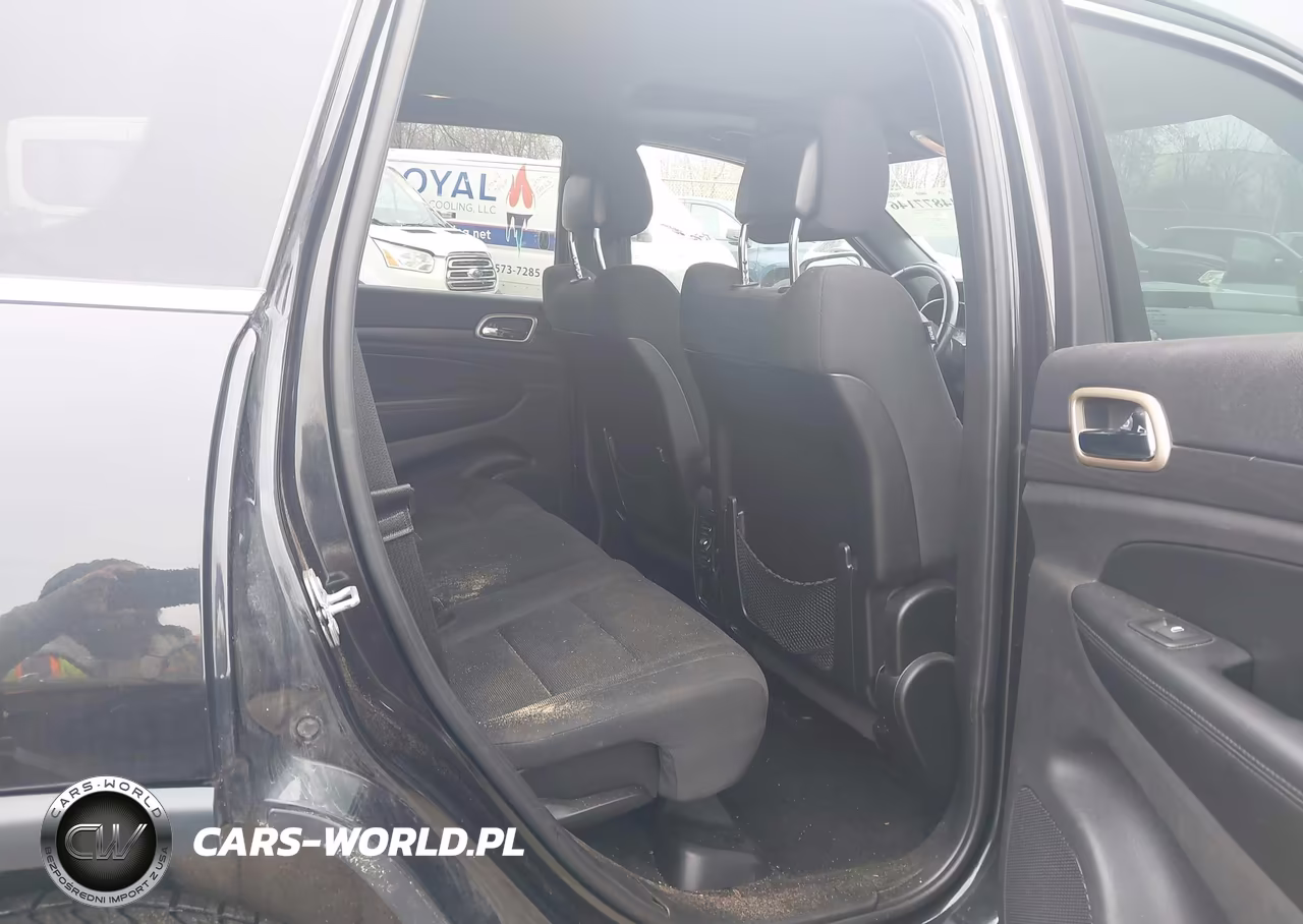 2015 Jeep Grand Cherokee Laredo VIN:1C4RJFAG7FC133820 - 8