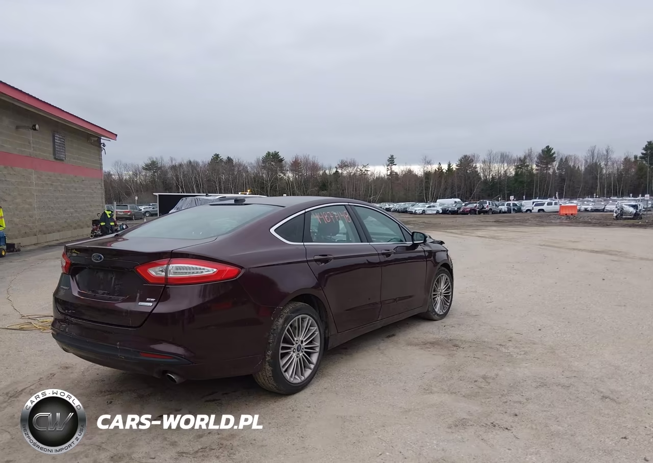 2013 Ford Fusion Se VIN:3FA6P0HR1DR111516 - 4