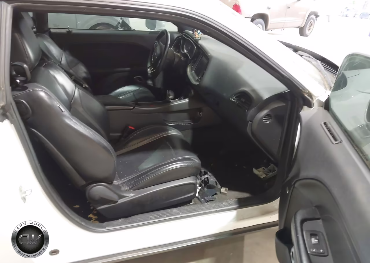 2015 Dodge Challenger Sxt Plus VIN:2C3CDZBG2FH885245 - 5