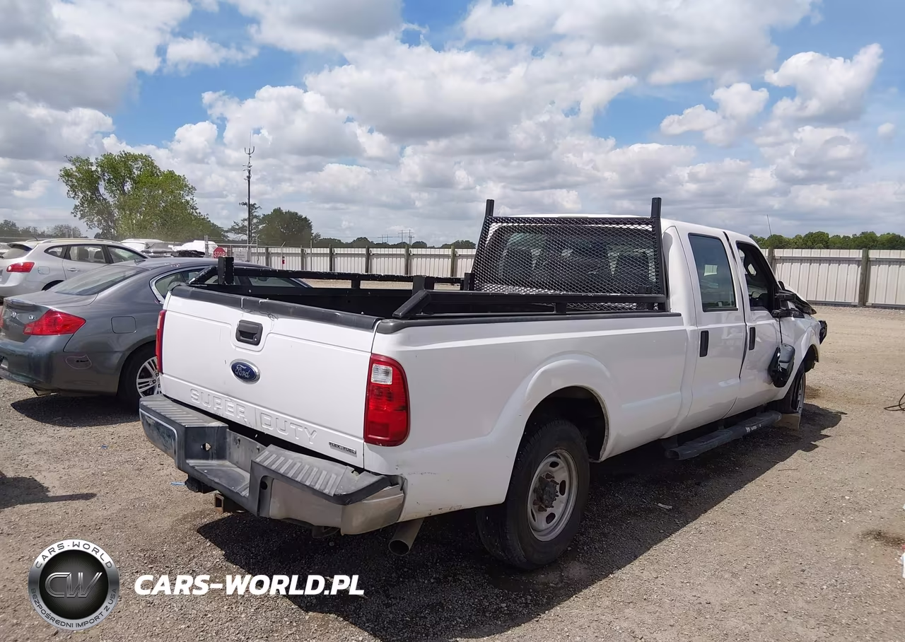 2016 Ford F-250 Xl VIN:1FT7W2A62GEB21864 - 4