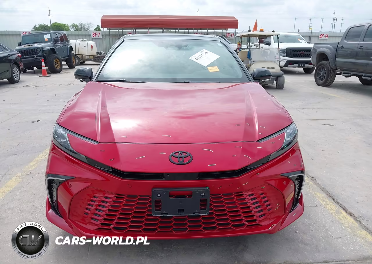 2026 Toyota Camry Xse VIN:4T1DAACKXTU235127 - 12