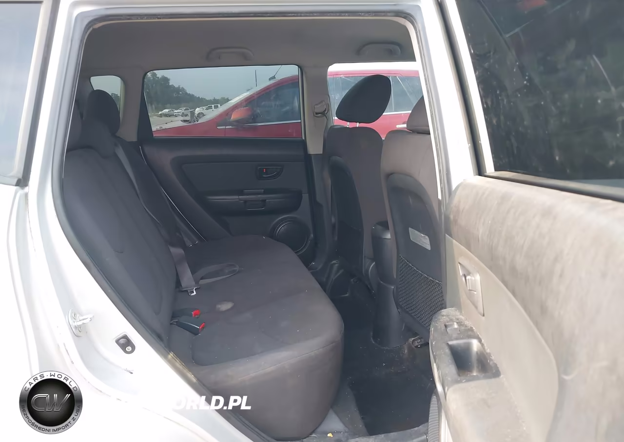 2013 Kia Soul VIN:KNDJT2A56D7774896 - 8