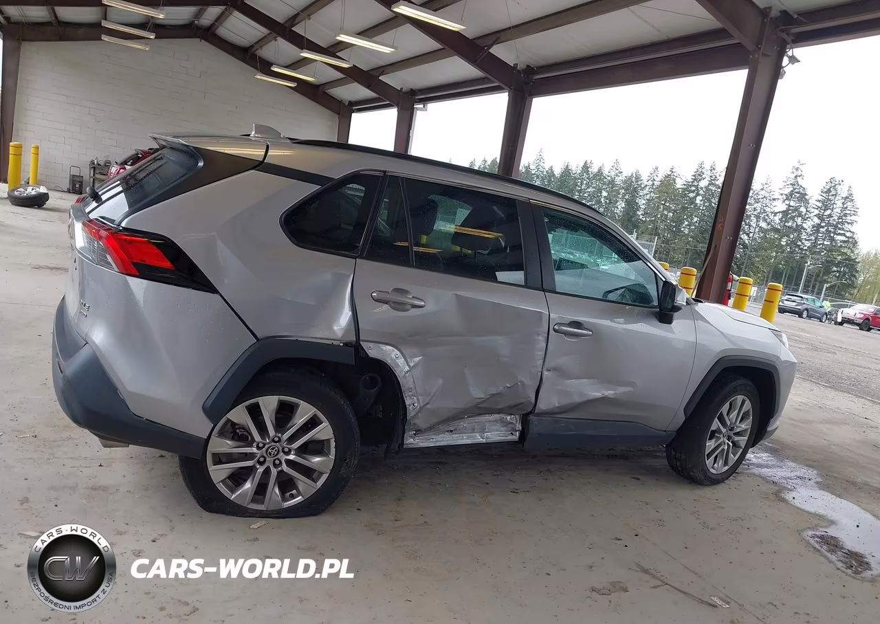 2022 Toyota Rav4 Xle Premium VIN:2T3A1RFV6NC261971 - 13