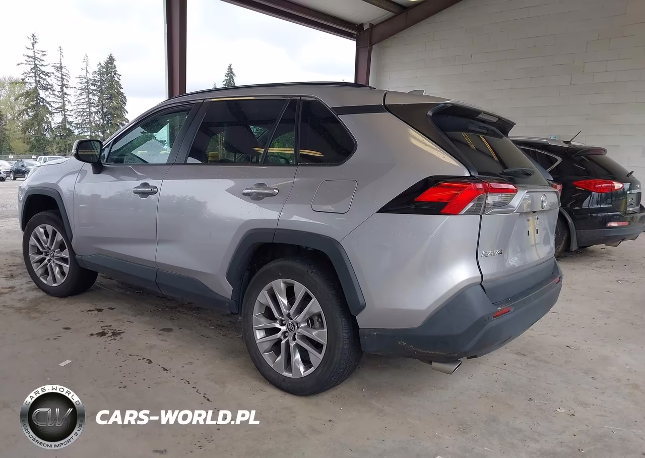 2022 Toyota Rav4 Xle Premium VIN:2T3A1RFV6NC261971 - 3