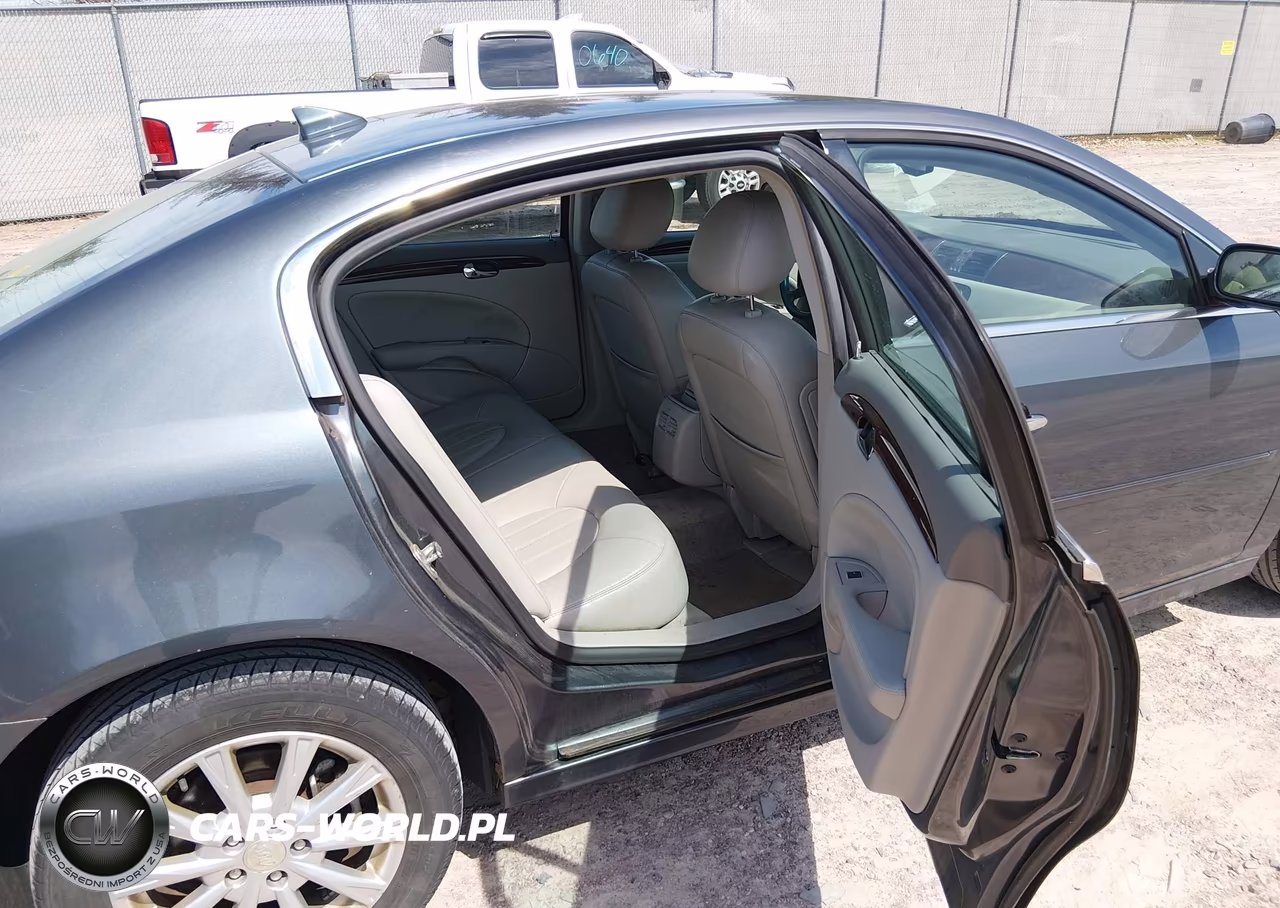 2011 Buick Lucerne Cxl VIN:1G4HC5EM1BU110260 - 8