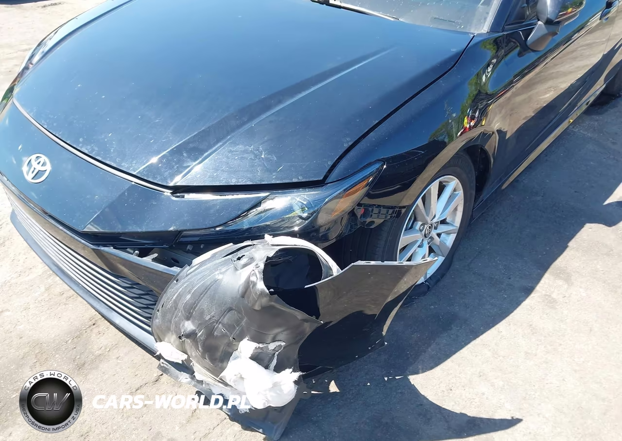 2025 Toyota Camry Le VIN:4T1DAACK2SU550079 - 6