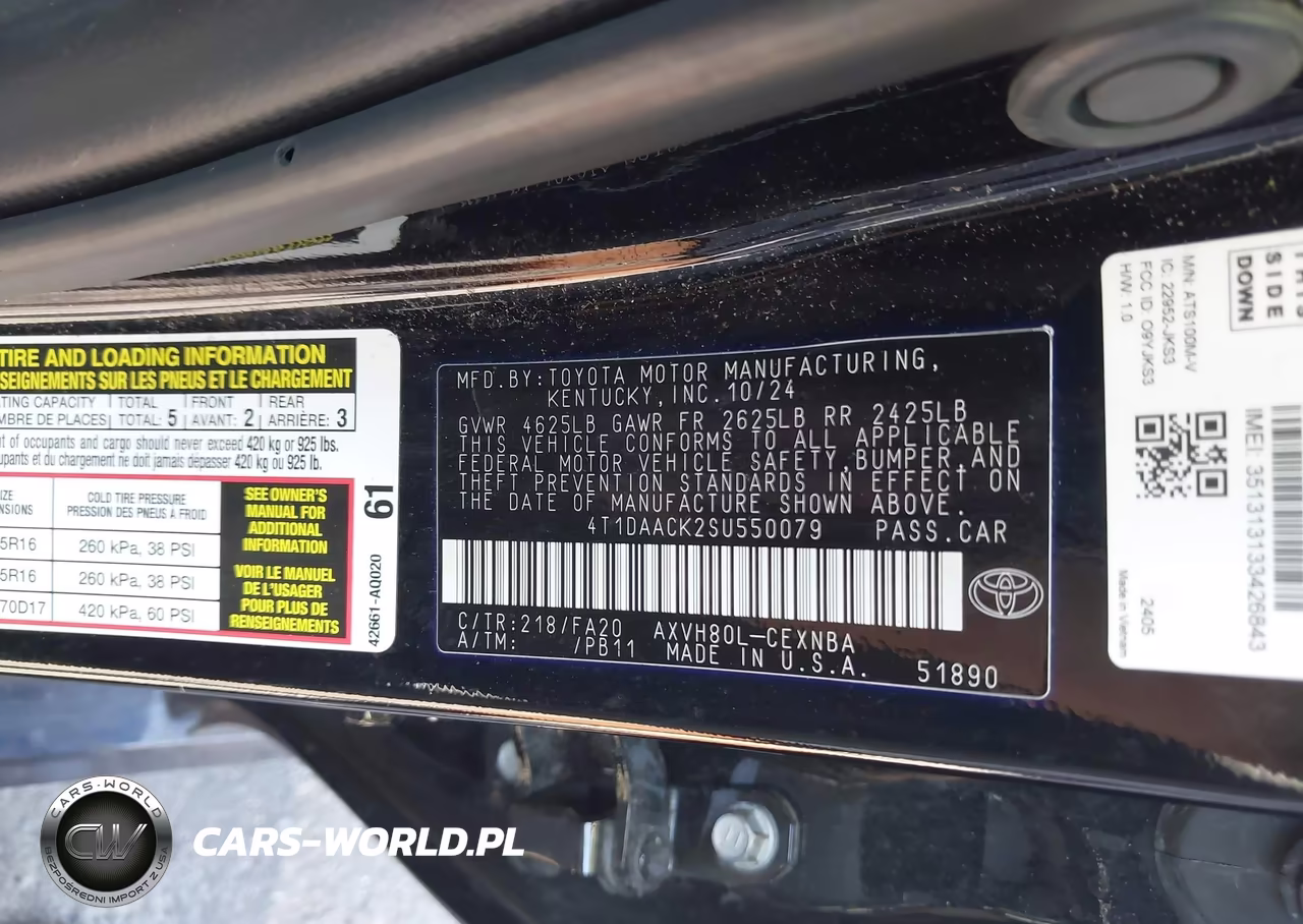 2025 Toyota Camry Le VIN:4T1DAACK2SU550079 - 9