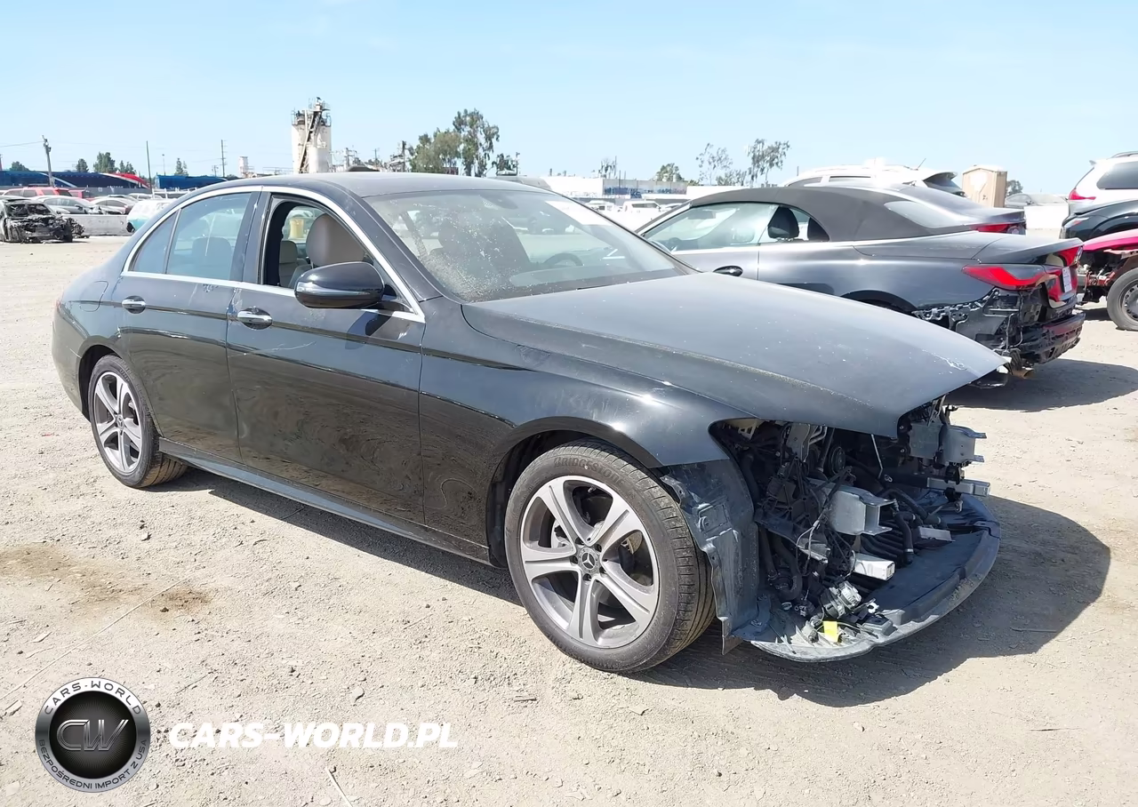 2019 Mercedes-Benz E 300