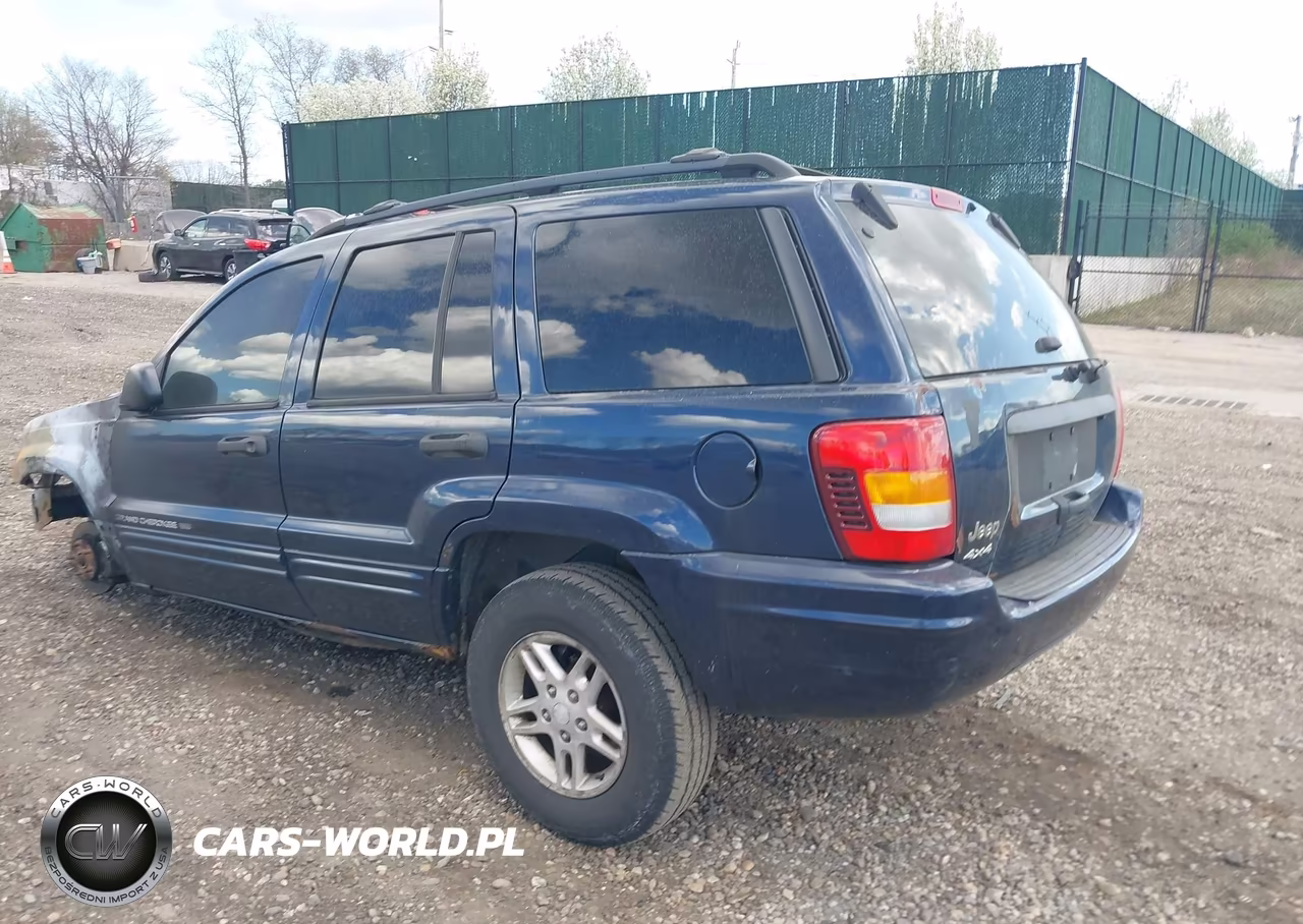 2004 Jeep Grand Cherokee Laredo VIN:1J4GW48SX4C120302 - 3