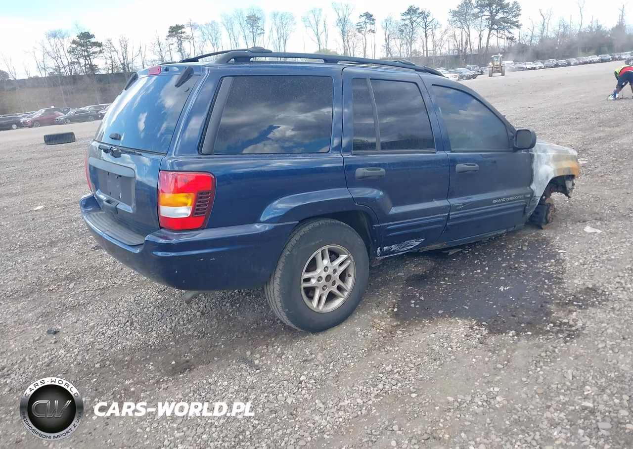 2004 Jeep Grand Cherokee Laredo VIN:1J4GW48SX4C120302 - 4