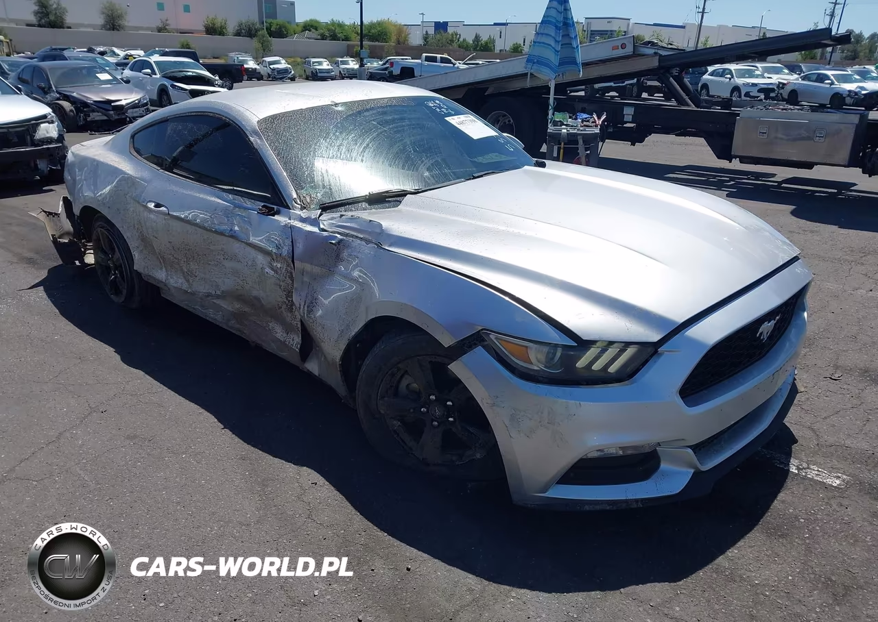 2015 Ford Mustang V6 VIN:1FA6P8AM9F5373335 - 13